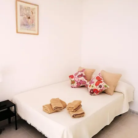 Comfortable With Sea View In 30 M² Pool Апартаменты